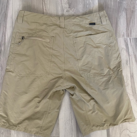 Patagonia Quandary short - Picture 3 of 3